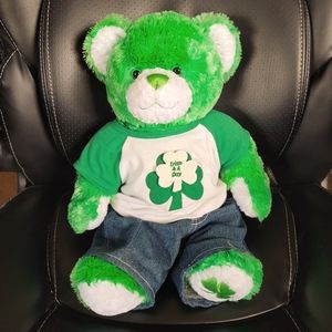 Build A Bear St. Patrick's Lucky Glover 16" Bear with outfit